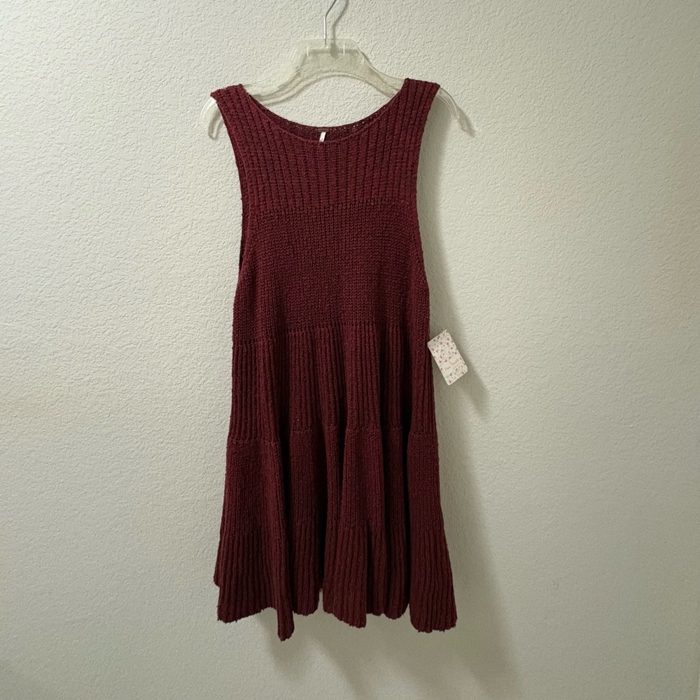 Free People dark red bittersweet Ribbed Knit sleeveless dress. Size M. NWT